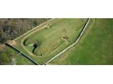 BELAS KNAP LONG BARROW